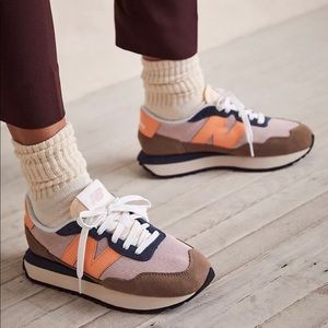 New Balance 237 sneakers